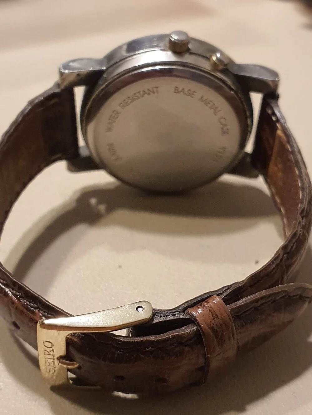 10/$20 Vtg Aqualite Quartz Silver/White Leather Men's Watch